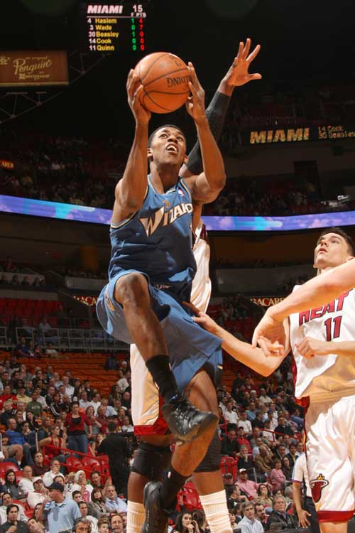 直线末端的 直线末端的